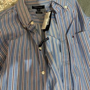 Men’s Tommy hilfigure button down dress shirt